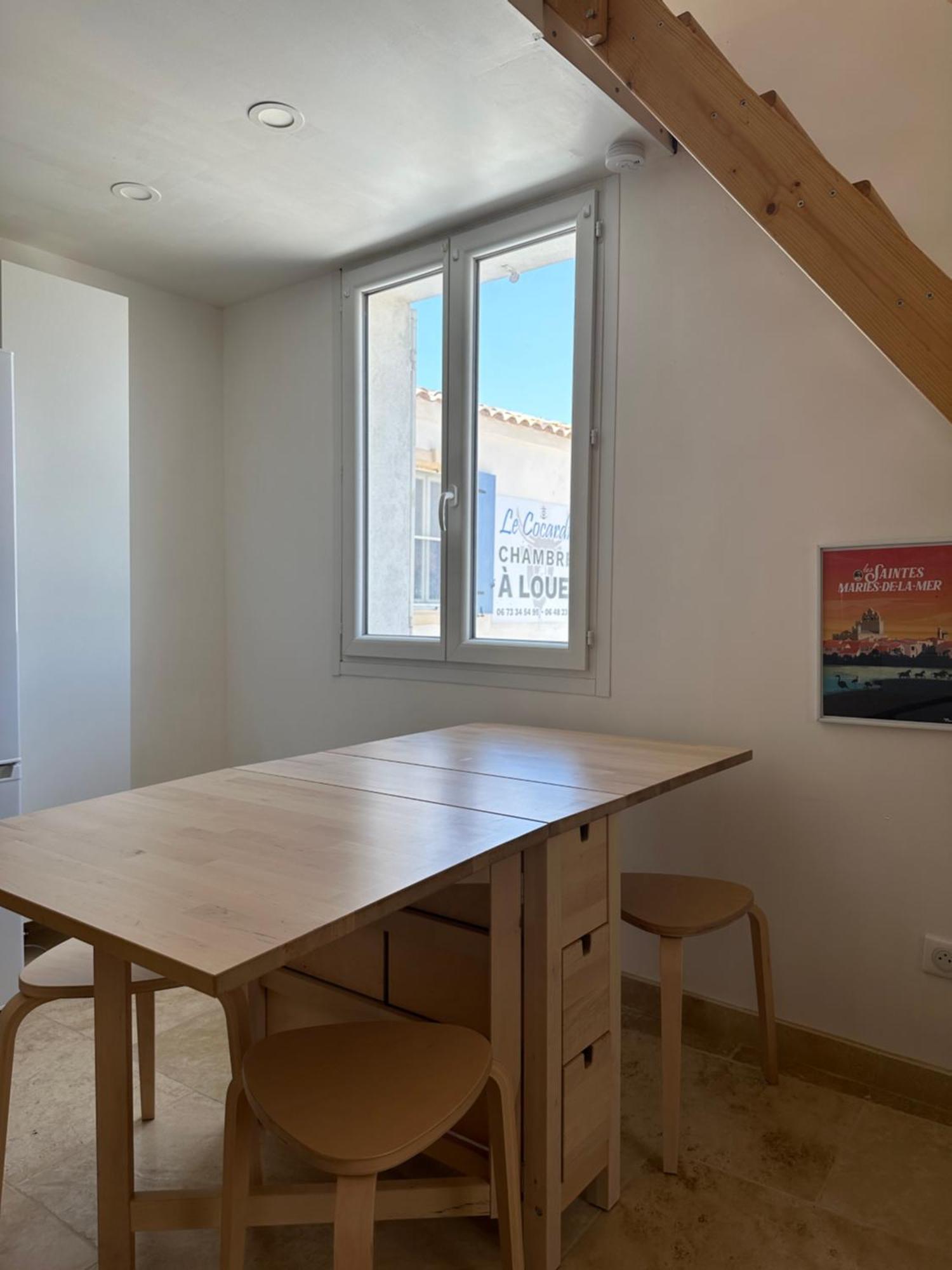 Appartement Avec Vue Sur L Eglise Des Saintes Kültér fotó